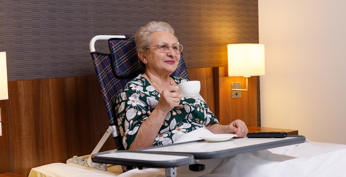 подарок пожилому человеку